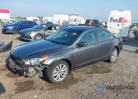 2012 Honda Accord 2.4 Ex-L из США, поврежденный, VIN 1HGCP2F8XCA060370